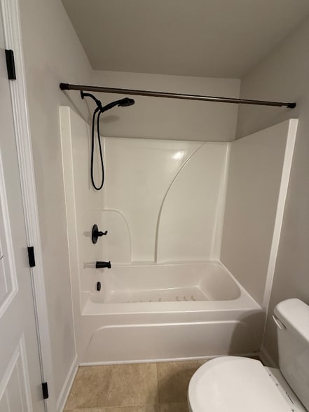 Building Photo - 1050 Mcconaughy Ct