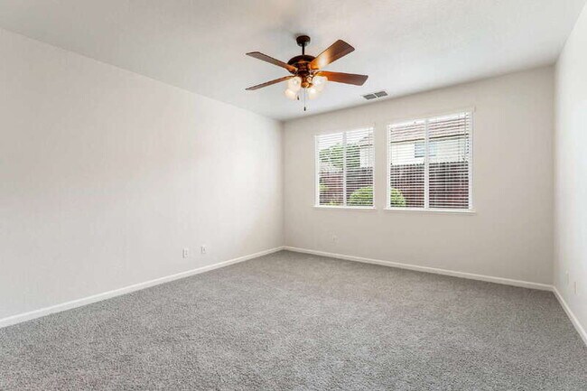 Building Photo - 8532 Hawley Way