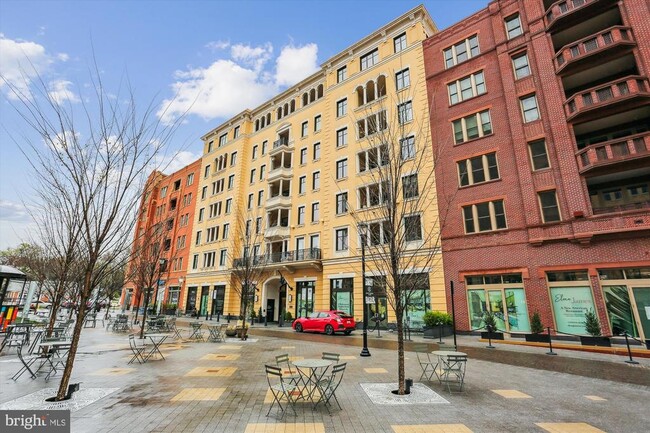 Building Photo - 8551 Connecticut Ave