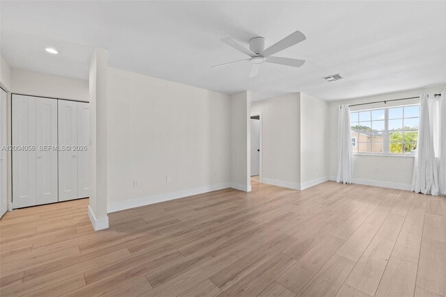 Building Photo - 9547 SW 146th Pl