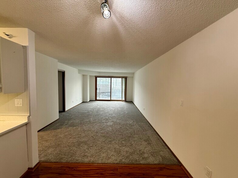 Building Photo - 121 Washington Ave S