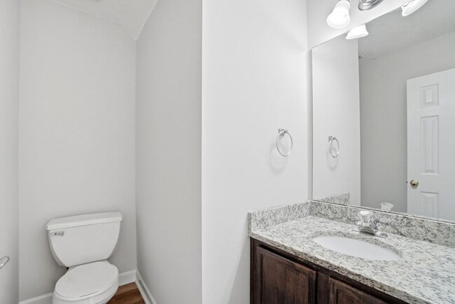 Building Photo - 2322 Pesca Ln