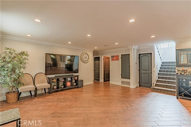 Building Photo - 8371 Lomond Dr