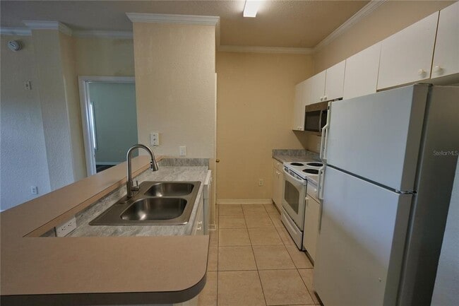Building Photo - 3757 Conroy Rd