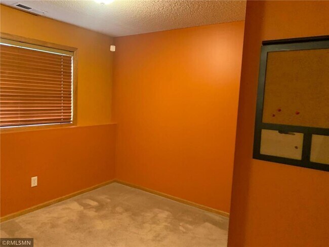 Building Photo - 3125 Legacy Ln