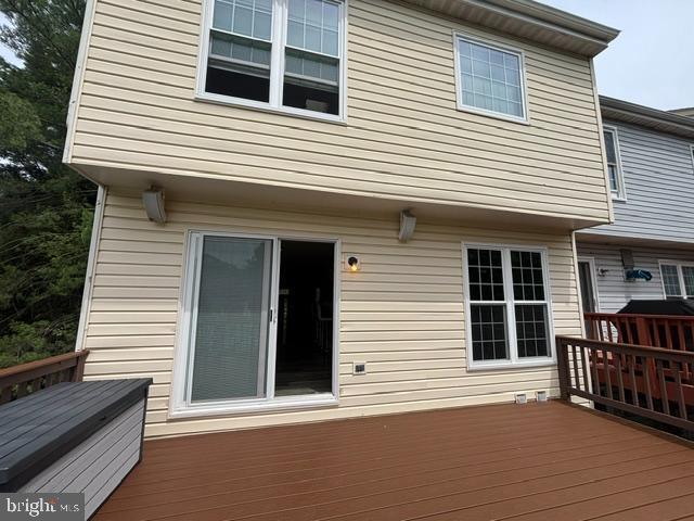 Building Photo - 10148 Vanderbilt Cir