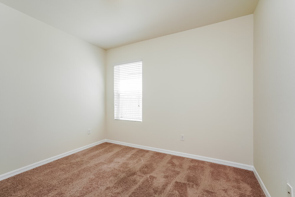 Building Photo - 203 NE 9th Ave