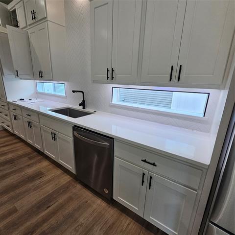 Building Photo - 2143 Mail Ave