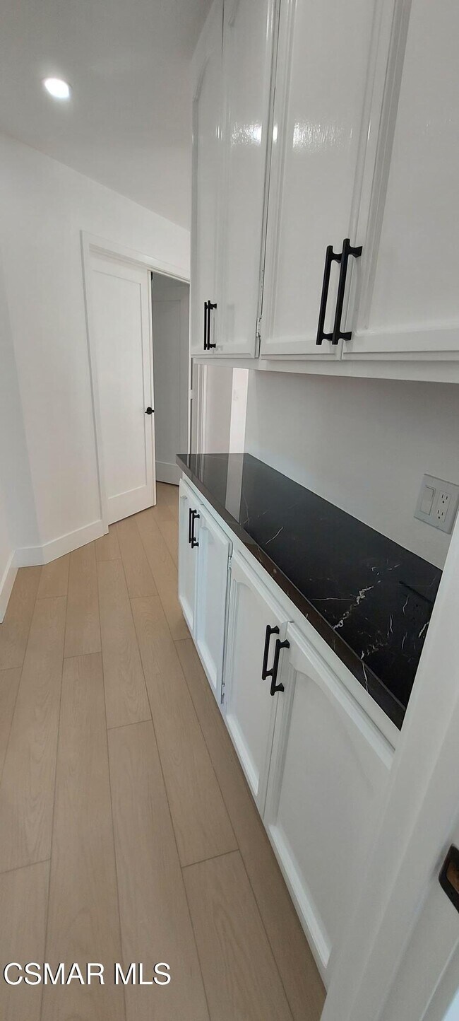 Building Photo - 748 Azure Hills Dr