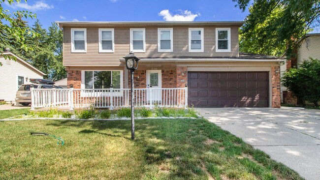 Primary Photo - 41760 Wayside Dr
