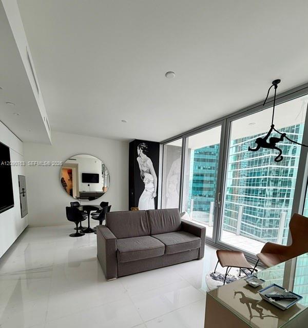 Building Photo - 300 Biscayne Blvd Way
