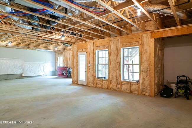 Building Photo - 213 Belden Trl