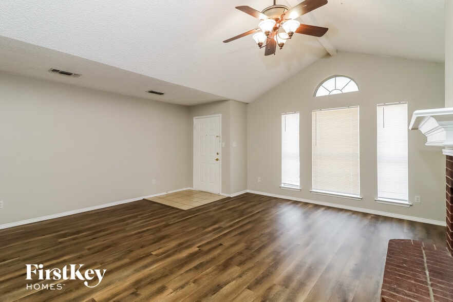 Building Photo - 7213 Ashbourne Way