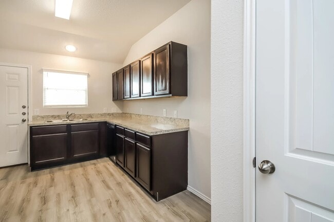 Building Photo - 3567 Bartolo Brush Ct