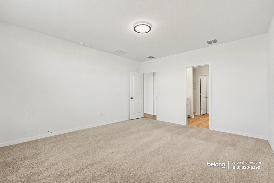 Building Photo - 31599 Wild Grape Ln