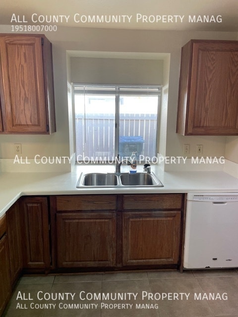 Building Photo - 39636 Knollridge Dr