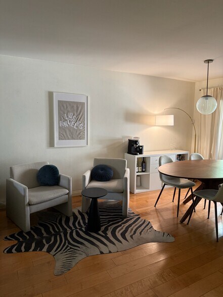 Building Photo - 4141 Via Marisol