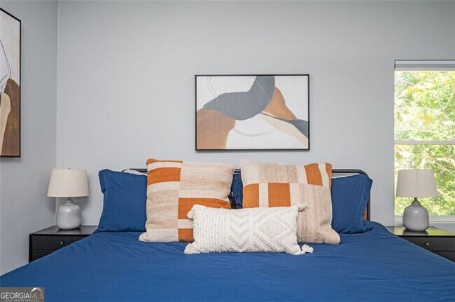 Building Photo - 1778 Flintwood Dr SE