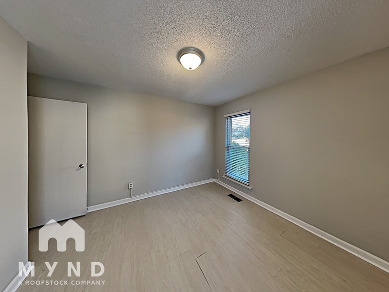 Building Photo - 917 Keystone Cir