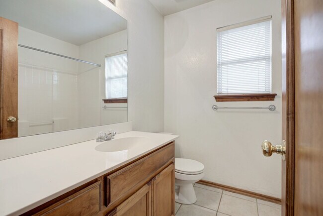 Building Photo - 2028 Old Central Dr