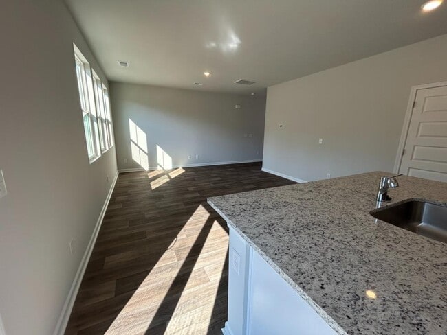 Building Photo - 762 Sturdy Root Pl