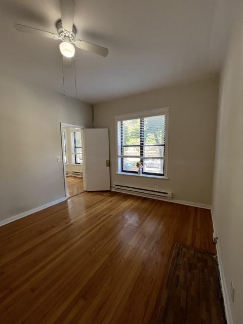 Building Photo - 1 bedroom in Chicago IL 60613