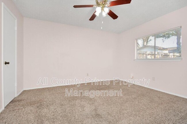 Building Photo - 19214 Cypress River Dr