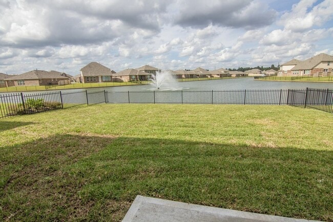 Building Photo - 3771 Lake Bend Shore Dr