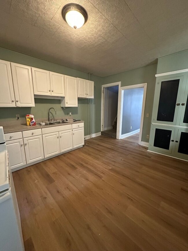 Building Photo - 3 bedroom home in Palmyra-Most utilities i...