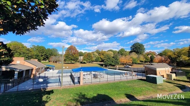 Building Photo - 6733 Constitution Ln