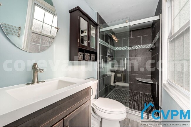 Building Photo - 2617 Belair Dr