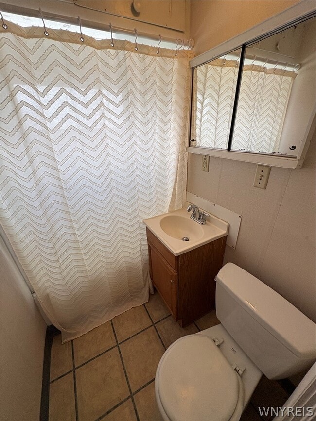 Building Photo - 57 Abbottsford Pl