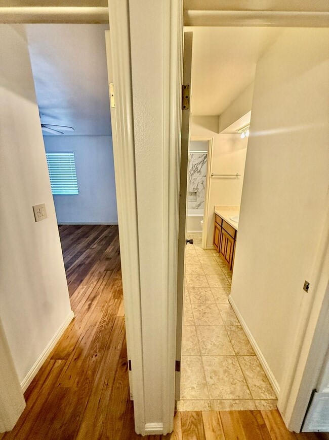 Building Photo - 840 S 400 E