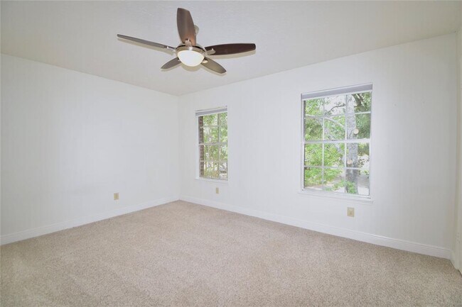 Building Photo - 6402 Laurel Bush Ln