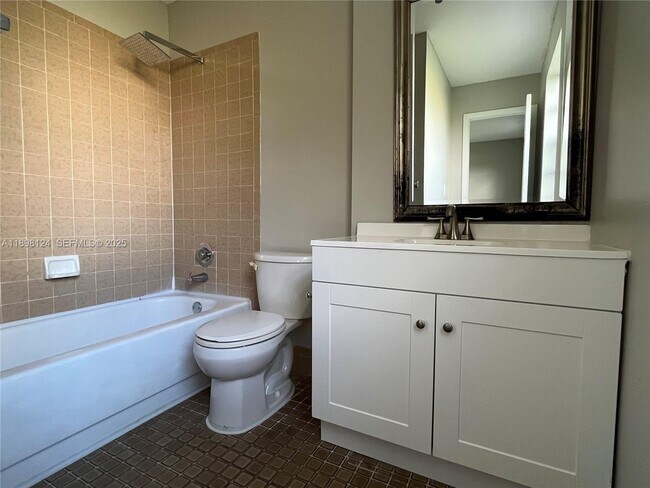 Building Photo - 5150 Lake Loop Rd