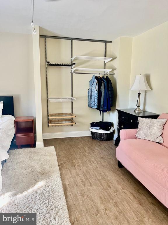 Building Photo - 1542 Crowell Rd