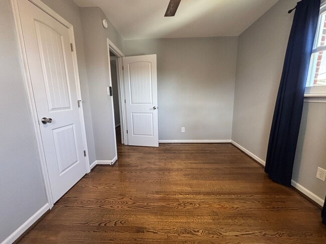 Building Photo - 449 Missimer Ln