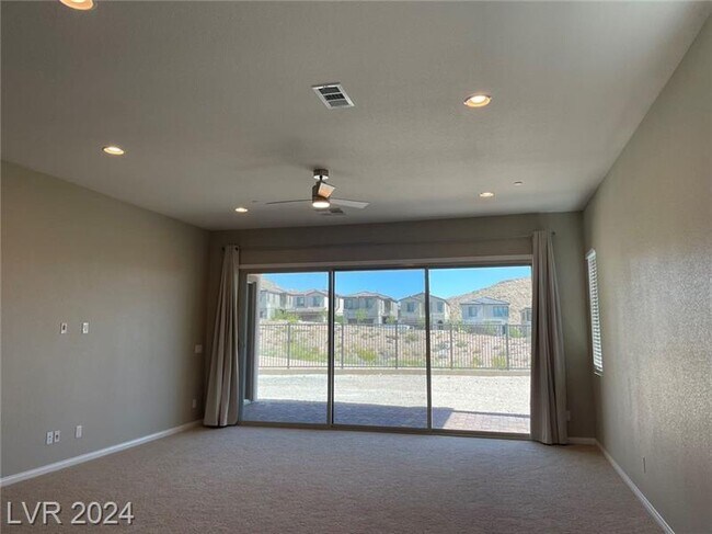 Building Photo - 11622 Hatchling Ave