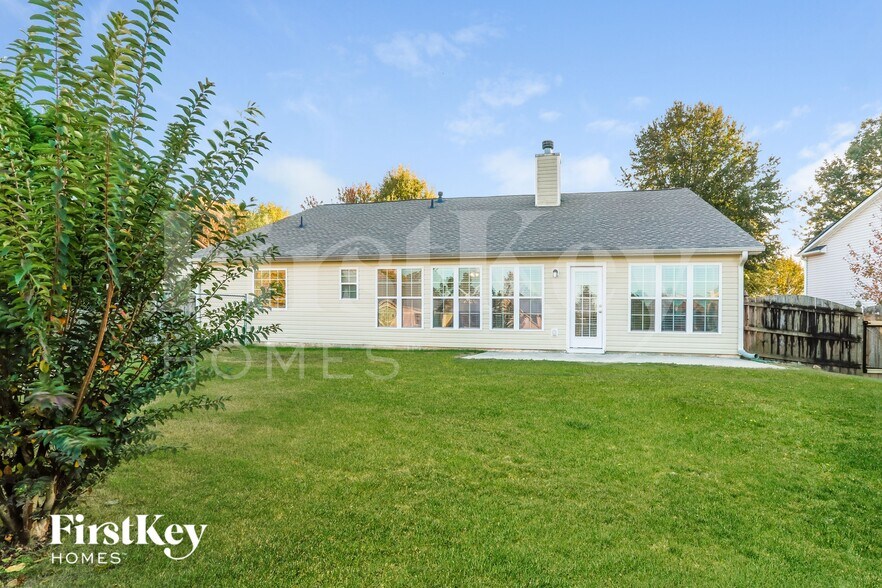 Building Photo - 2868 Merrion Park Ln NE