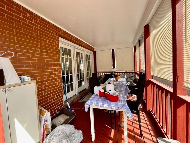 Building Photo - 155 Amory St
