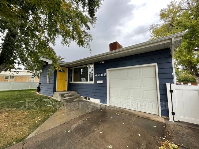 Primary Photo - 4205 3rd Ave N
