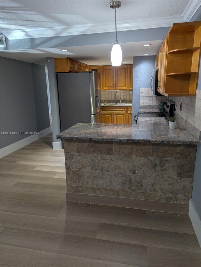 Building Photo - 13700 SW 62nd St