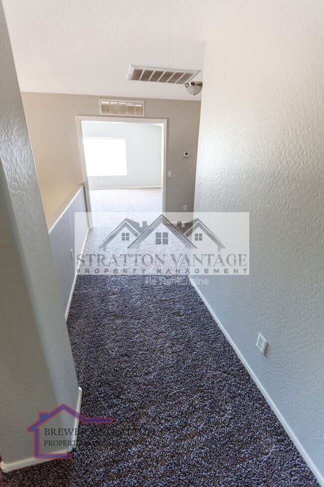 Building Photo - 21731 W Pima St