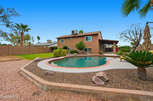 Building Photo - 1805 W Curry Dr