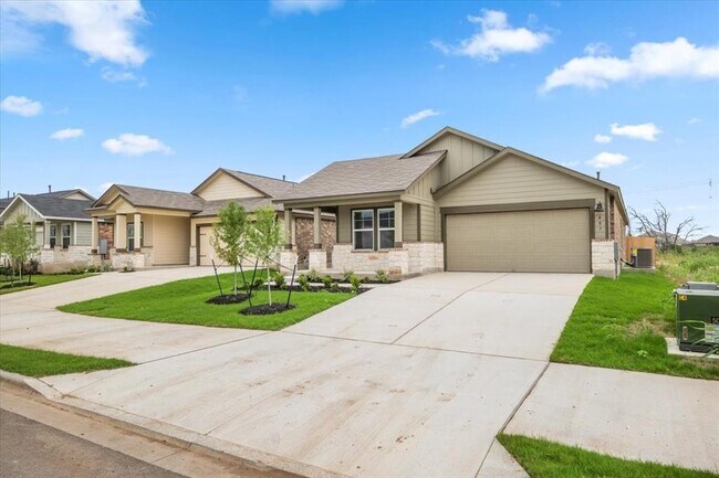 Building Photo - 487 Alamito Ave