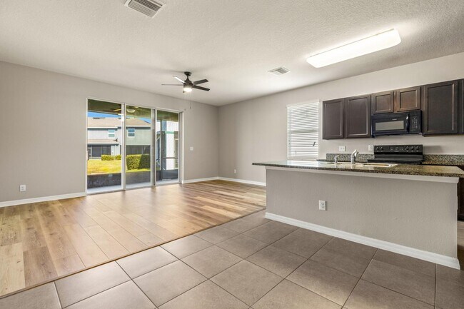 Building Photo - 8852 Indigo Trl Lp