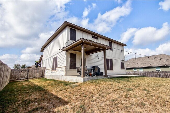 Building Photo - 13409 Larrys Ln