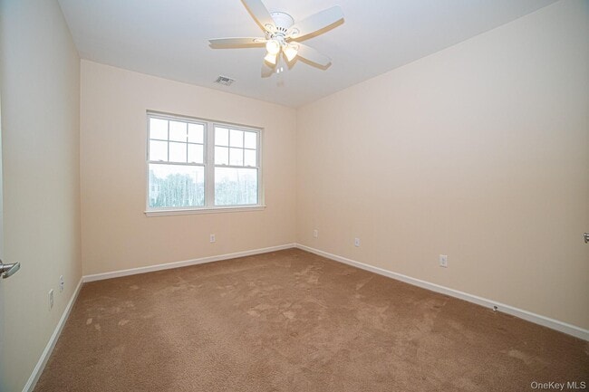 Building Photo - 6 Sophia Ct