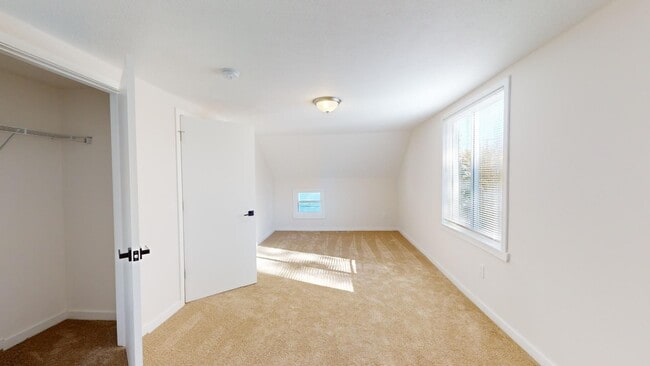 Building Photo - IMMACULATE - Clark / Fulton Area - 3 Bedrooms - 3 Baths - Single Family Home