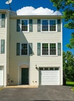 Building Photo - 106 Sir Washington St